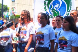 Familiares de presos políticos entregan recurso al TSJ para pedir nulidad en sus casos