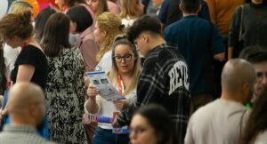 Feria de empleo en Bogotá de Manpower ofrece 2.000 vacantes para fin de año