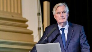 Francia impulsa una contribución excepcional a 400 empresas con ingresos millonarios