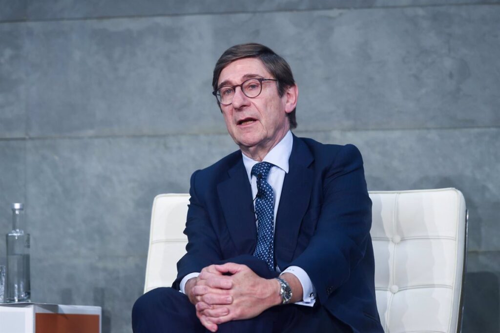 Goirigolzarri presentará hoy su renuncia voluntaria como presidente de CaixaBank