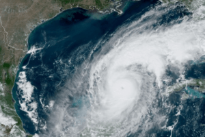 Huracán Milton impactará hoy en la costa de Florida