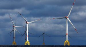 Iberdrola cierra la mayor emisión de bonos verdes en libras de su historia