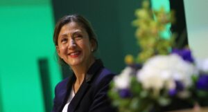Ingrid Betancourt goza por investigación del CNE contra Petro