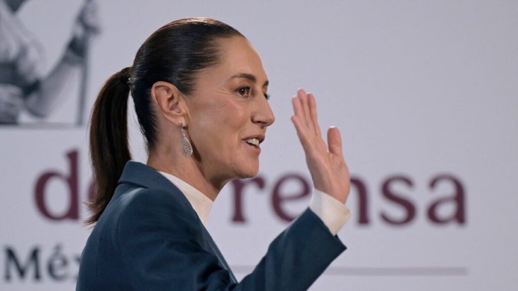 arrancan las mañaneras de Sheinbaum en México ante el espejo de López Obrador
