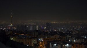 Israel bombardea "objetivos militares" en Irán, pero Teherán repele el ataque