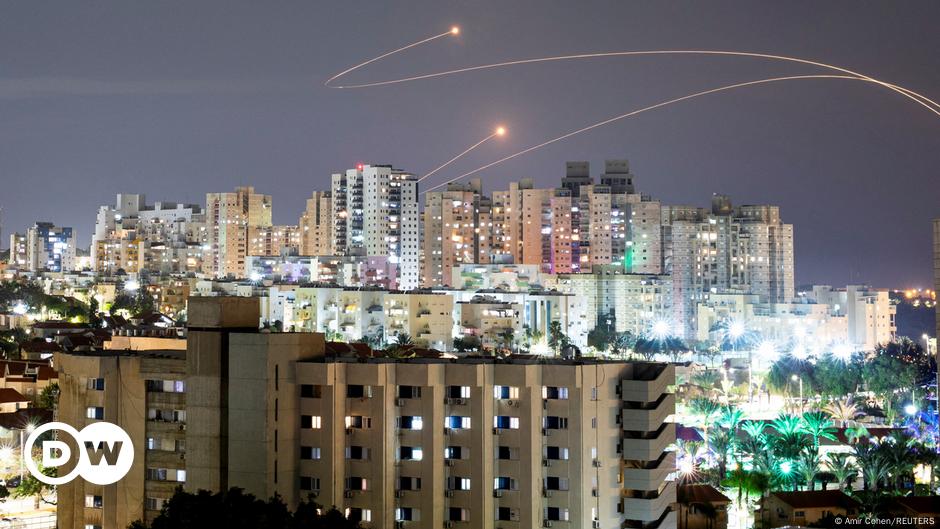 Israel detecta lanzamiento de cohetes desde Gaza – DW – 07/10/2024