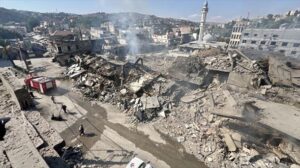 Israel sigue bombardeando Líbano y la Franja de Gaza este sábado