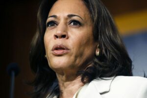 Kamala Harris marca distancia con el actual presidente de EEUU