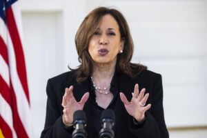Kamala Harris y Michelle Obama se alían para advertir sobre el peligro de elegir a Trump - AlbertoNews