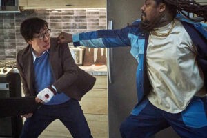 Ke Huy Quan pasa de viajar entre multiversos a repartir tortazos en una película dirigida por un peso pesado de la saga John Wick. Ojo con el primer adelanto de Love Hurts