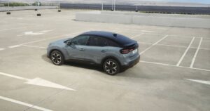 La completa renovación de la gama de berlinas del segmento C de Citroën, los nuevos C4 y C4 X
