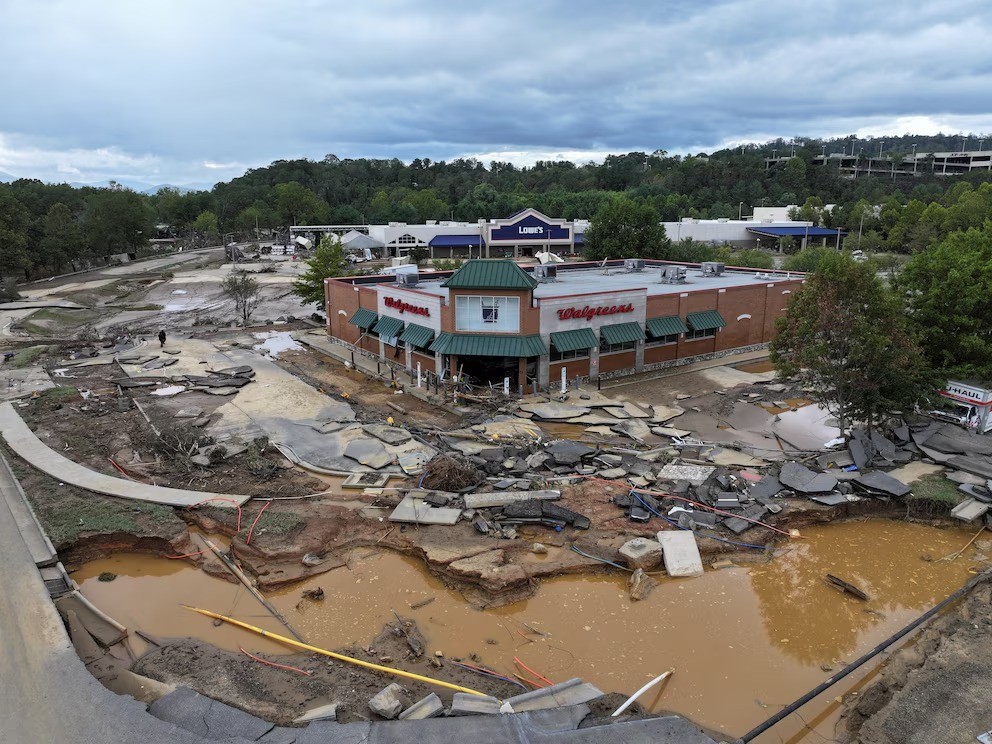 La escasez de líquidos intravenosos por el huracán Helene afecta a hospitales en Estados Unidos - AlbertoNews