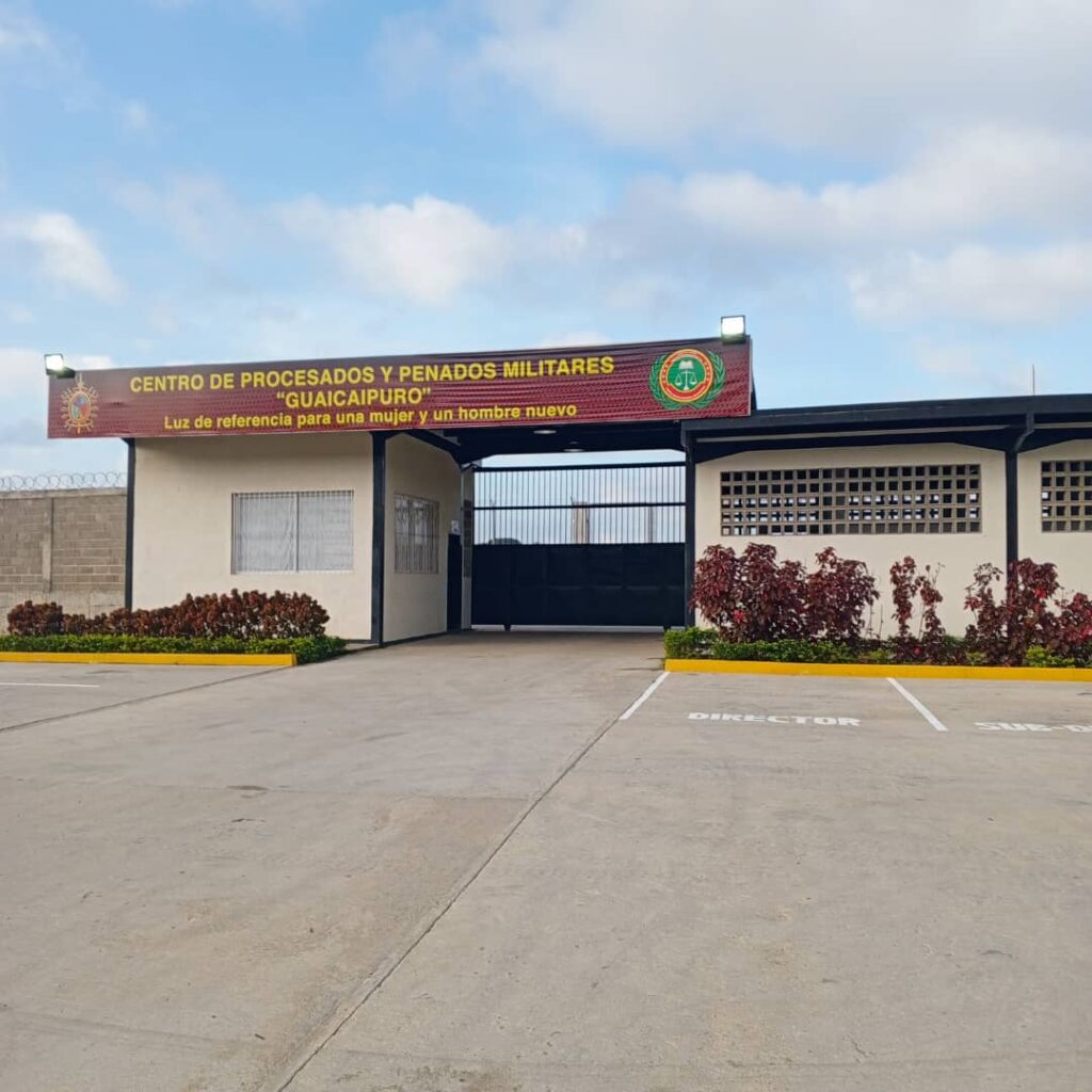 La huelga de hambre de 27 militares concluye con promesas por cumplir