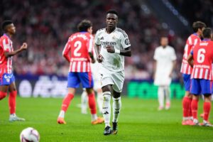 LaLiga denuncia a los "instigadores" de las campañas contra Vinícius en el derbi madrileño