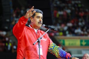 “Las fuerzas adecuadas no tienen apuro y acabarán con el régimen criminal que diriges”