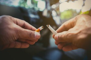 Las personas mayores nunca son demasiado grandes para dejar de fumar, según un estudio - AlbertoNews