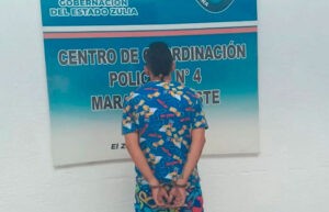 Le cayó a golpes a su expareja por negarse a volver con él