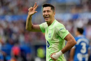 Lewandowski, con un 'hat- trick', le da aún más alas al Barça | LaLiga EA Sports 2024