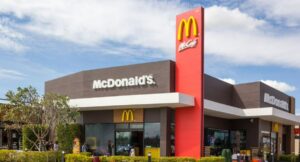 Lio para McDonald's por muerte e intoxicaciones con hamburguesas cuarto de libra