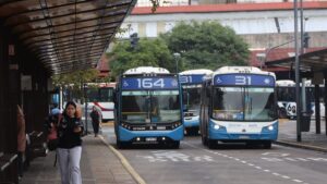 Los gremios de transporte definirán este martes si realizan un paro nacional el 17 de octubre