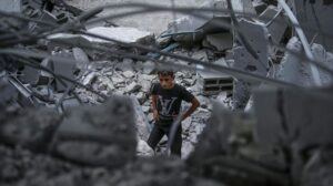 Los militares israelíes dicen que han atacado el centro de inteligencia de Hezbolá en Beirut