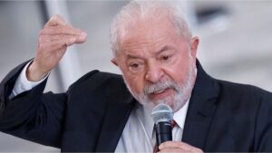 Lula da Silva no podrá viajar a la cumbre de los BRICS tras sufrir un accidente doméstico