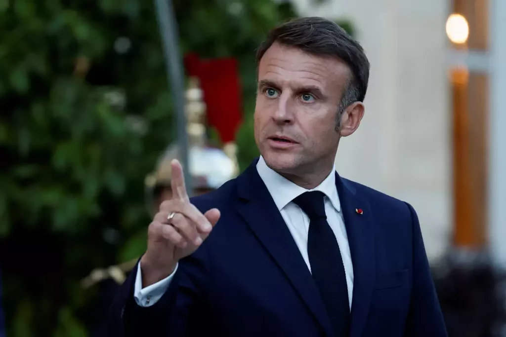 Macron dice al presidente libanés que Hezbolá debe detener ataques a Israel - AlbertoNews