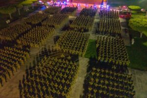 Más 2.000 soldados y 500 policías cercaron un barrio en la capital de El Salvador “para extraer hasta el último pandillero” - AlbertoNews