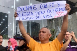Más del 50% de los maestros viven "por debajo de línea de pobreza"