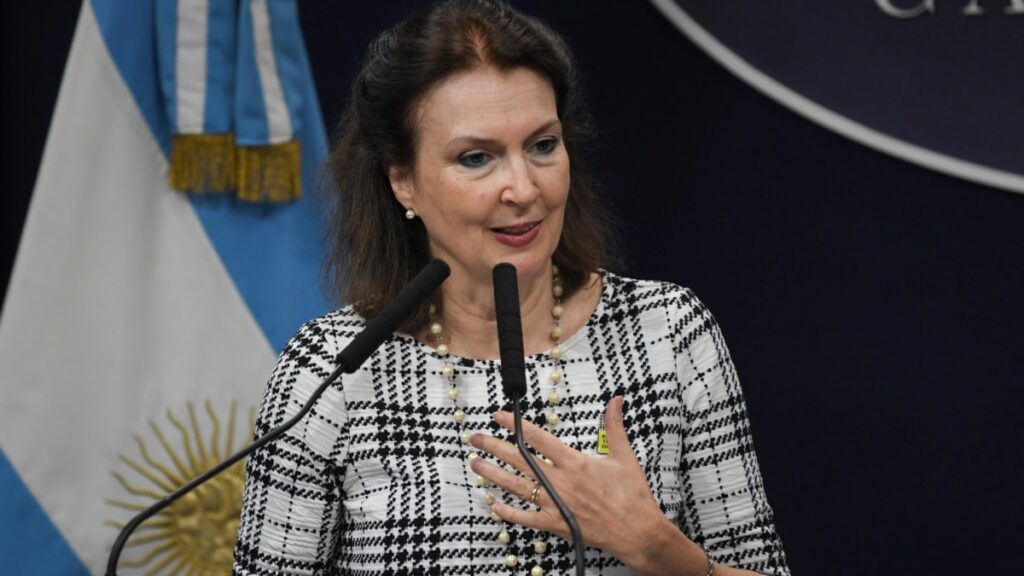 Milei echa a su canciller tras votar por el fin de embargo de EEUU a Cuba en la ONU