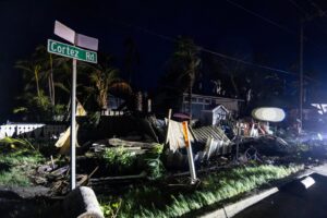 Milton golpea el centro de Florida en una noche con millones de desplazados y sin luz