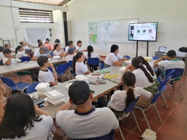 Minambiente formará a 1.000 jóvenes de la Amazonía como Gestores Comunitarios de Selva