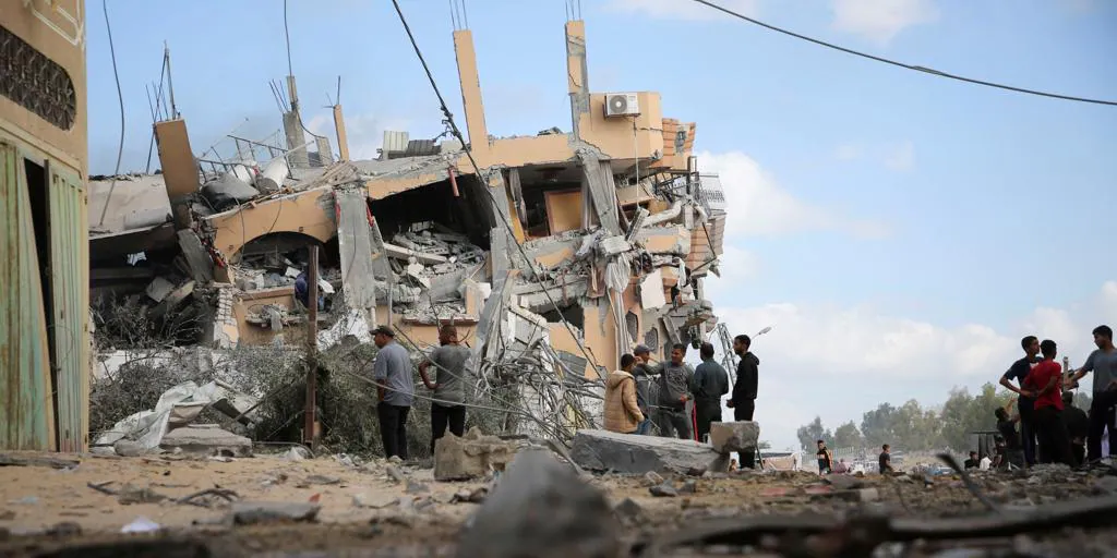 Mueren cerca de 50 palestinos en una nueva incursión del Ejército de Israel en Jan Yunis, en el sur de Gaza