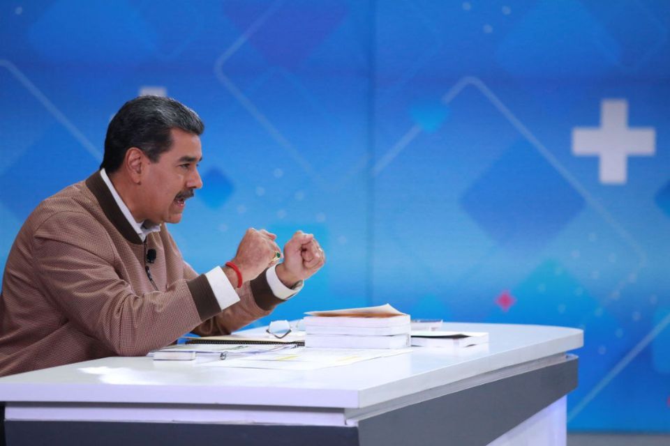 No descansaré en luchar contra "corruptos y los traidores"