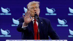 No soy un nazi, soy lo opuesto a un nazi, aseguró Donald Trump