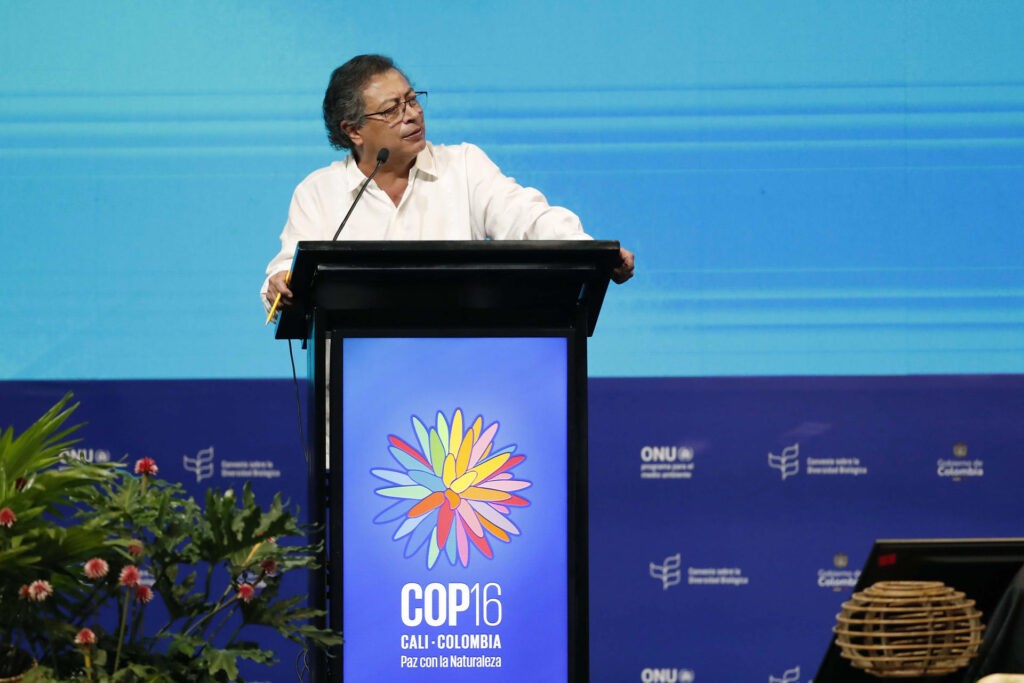 Oposición colombiana acusa a Petro de usar la COP16 para "lavarle la cara" a Maduro - AlbertoNews