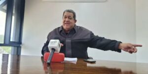 Piden descongelar el salario mínimo
