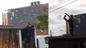 Policía en Bogotá detuvo un camión para salvar a un pájaro que se había enredado en cables de la luz: lo aplaudieron en redes