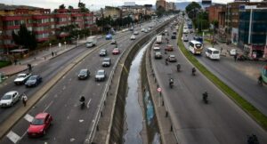 Problema del pico y placa solidario en Bogotá; 12.000 conductores están varados