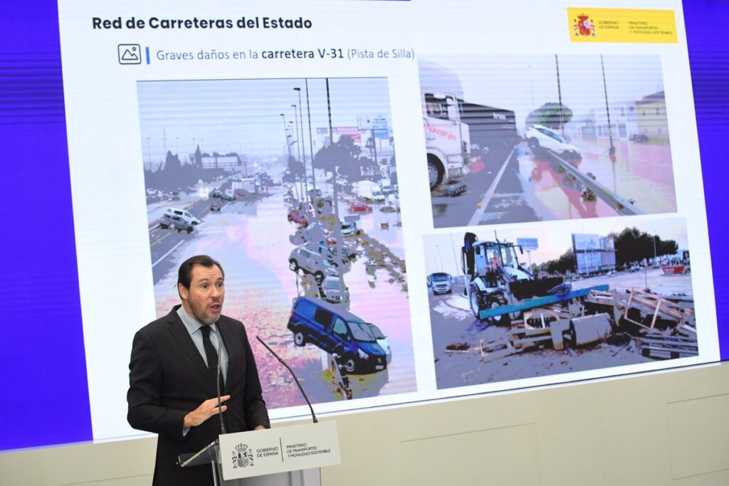 Puente anuncia que la alta velocidad a Valencia estará cortada al menos tres semanas al estar muy afectada