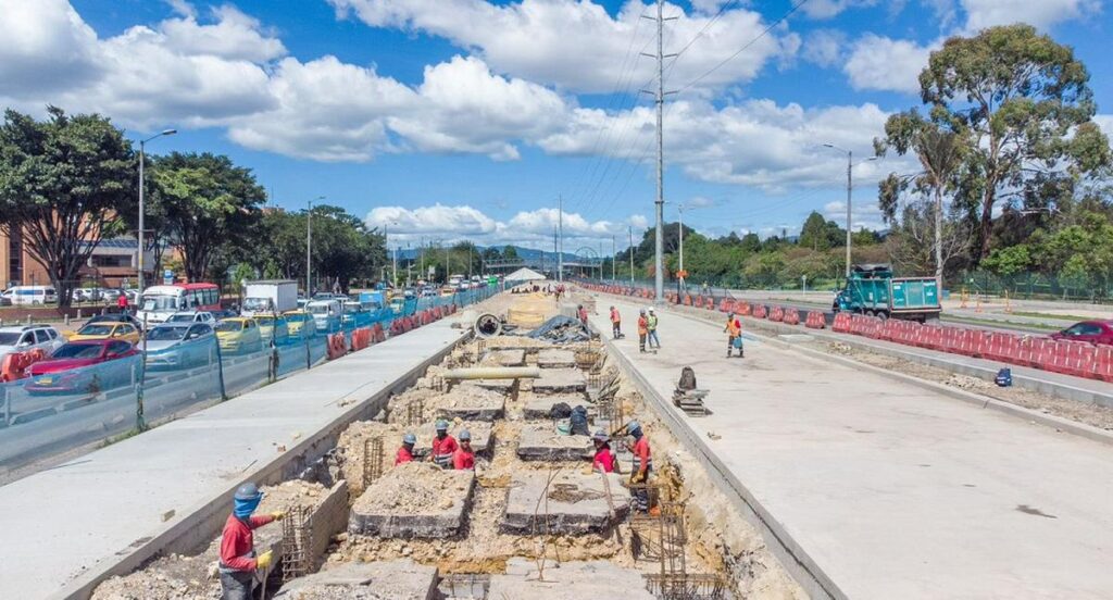 Reactivan obras en la avenida 68 de Bogotá, cerca del Parque Simón Bolívar