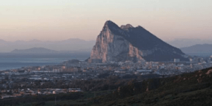Reino Unido devuelve la colonia de Chagos, ¿sería un precedente para Gibraltar o las Malvinas?