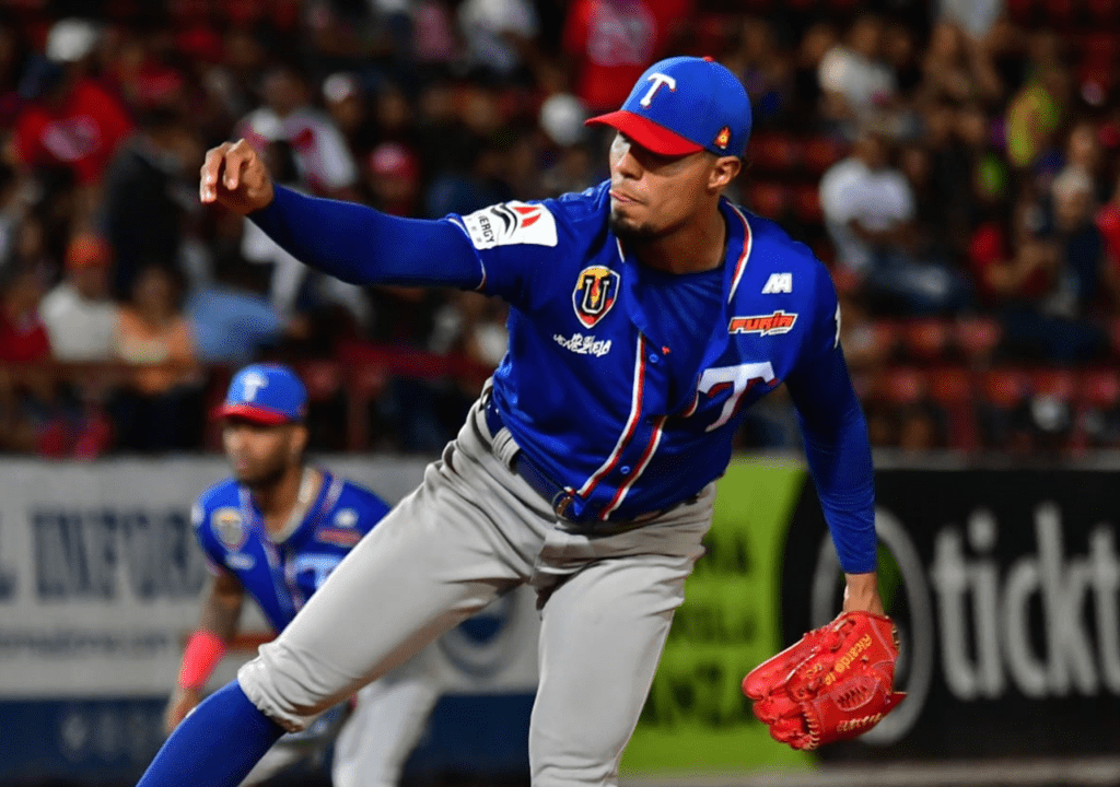 Ricardo Pinto continúa en modo MVP con Tiburones