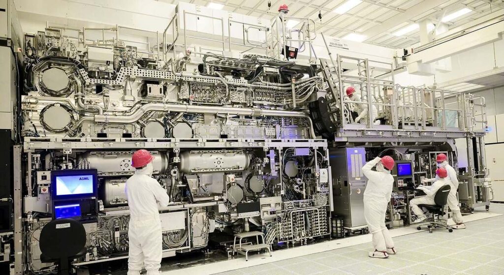 SAP supera a ASML como la tecnológica europea más valiosa, pero su reinado durará poco tiempo