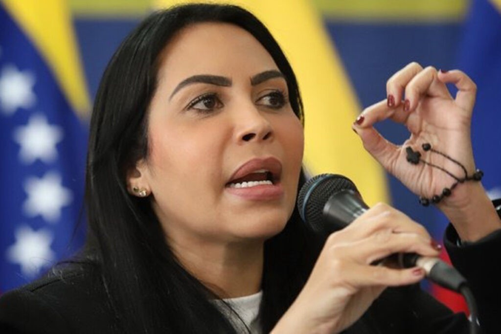Solórzano enfatizó que "todos estamos en una especie de prisión" en Venezuela