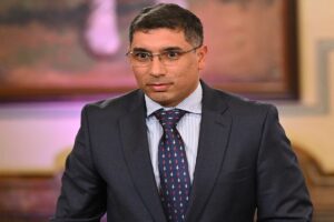 Tellechea dijo que renunció a su cargo como ministro de Industria por razones de salud
