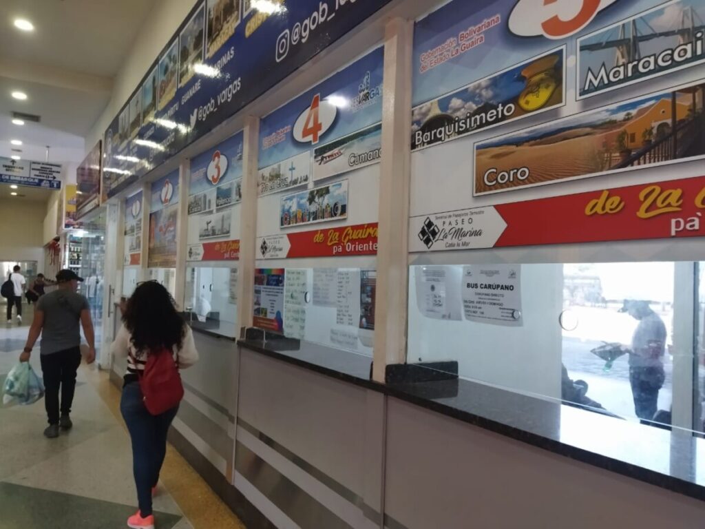 Terminal de Catia la Mar con ofertas asequibles para viajeros navideños