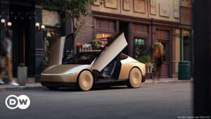Tesla presentó su robotaxi autónomo Cybercab – DW – 11/10/2024