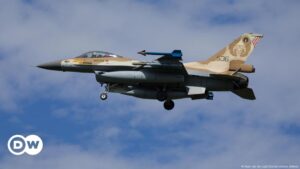 Ucrania recibe primer avión F-16 de Países Bajos – DW – 07/10/2024
