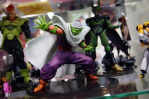 Una tienda de figuras de manga de Barcelona cierra sin avisar y desfalca miles de euros de preventas